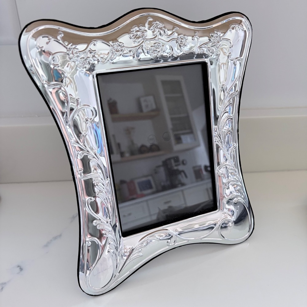 Vintage Style Silver Floral Embossed‎ 5x7 Picture Frame Ornate Curved Border